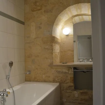Maison Lambert *