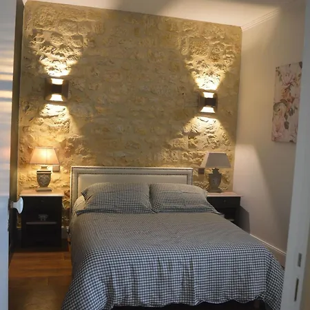 Maison Lambert Apartment